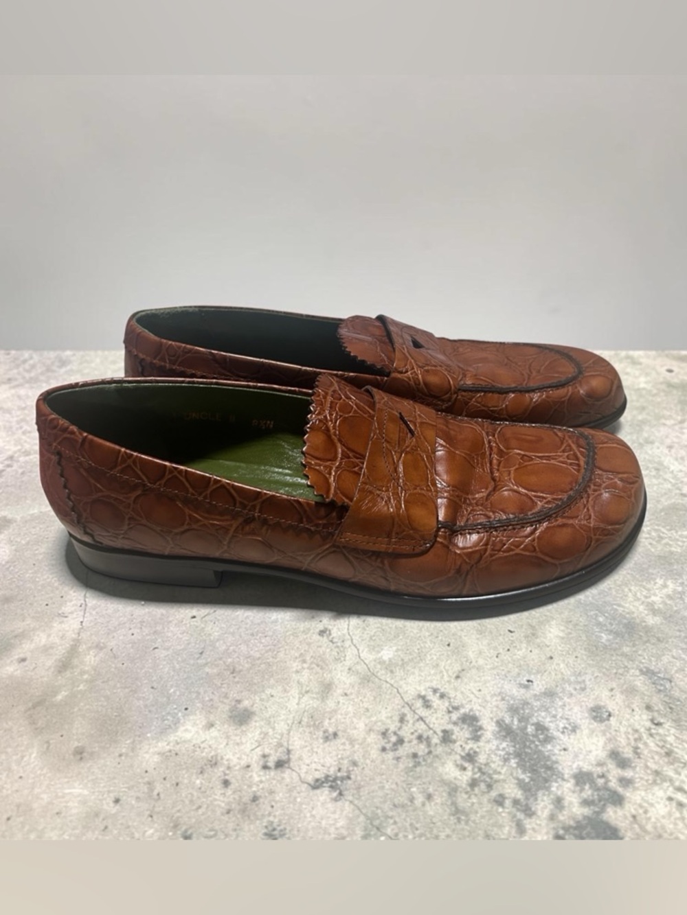 DONALD J PLINER BROWN CROC LEATHER LOAFERS